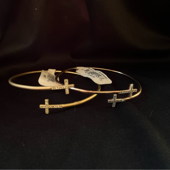 Cross Bangle Bracelets Women’s Two NWT Gold Tone - Picture 10 of 14